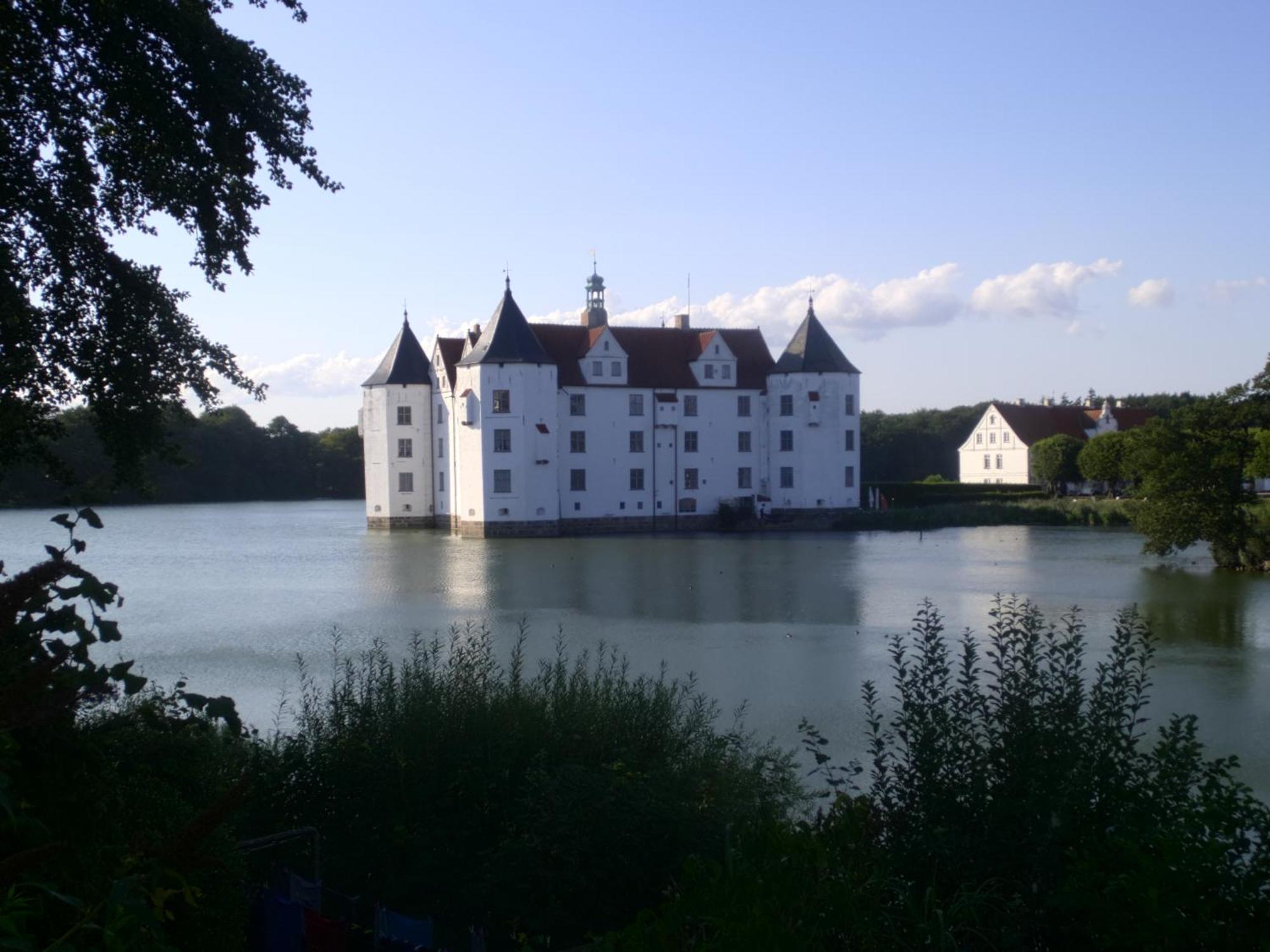 Sorgenfrei -Ruhe Und Erholung In Schoener Studiowohnung Глюксбург Экстерьер фото